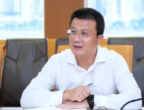 ong-nguyen-tuan-quang.png