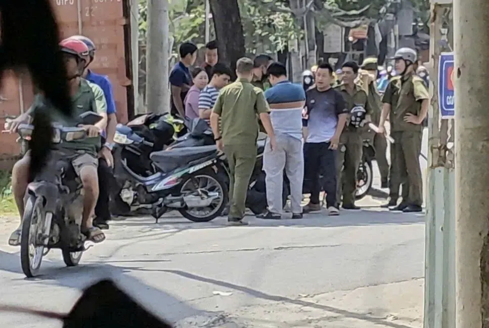Cảnh sát phong toả hiện trường. Ảnh: Xuân Minh