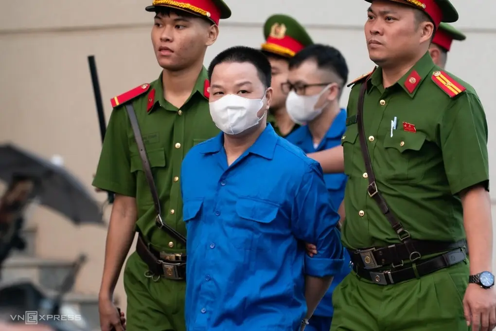 Bị cáo lê Khắc Ngọ. Ảnh: Hoàng Giang