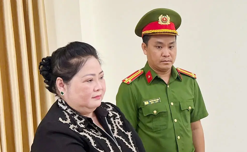 Bắt tạm giam nữ giám đốc vụ lừa đảo hàng chục tỷ đồng