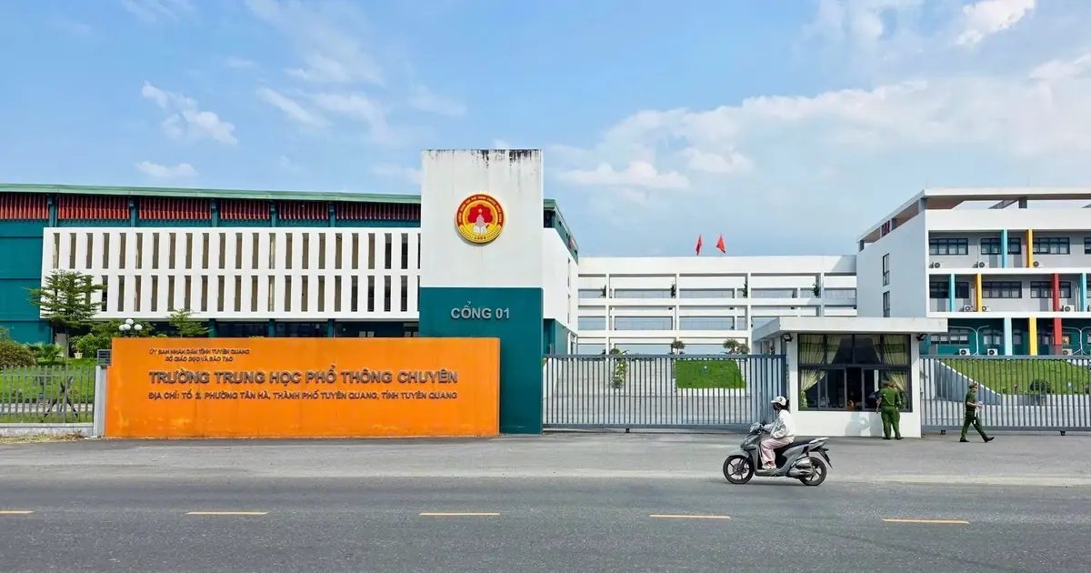 Tranh luận nóng việc Bộ GD&ĐT muốn ‘trộn’ học sinh thi tốt nghiệp