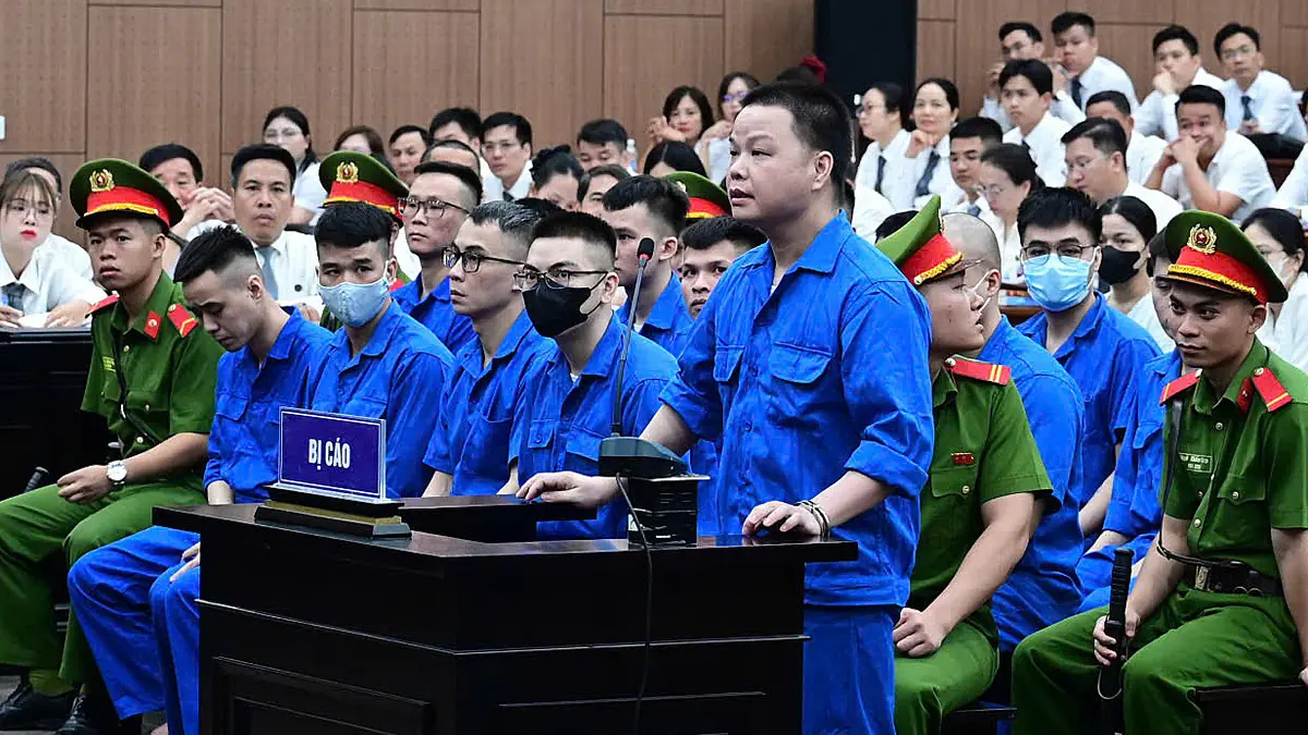 Vợ Mr Hunter khai về hôn nhân 