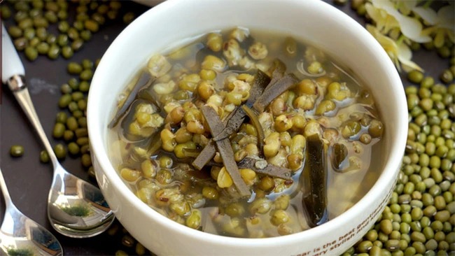 Nấu cháo đậu xanh cho thêm thứ này thì không chỉ giải độc, giảm cân, trị mụn mà còn xóa nếp nhăn, tăng collagen - Ảnh 6.