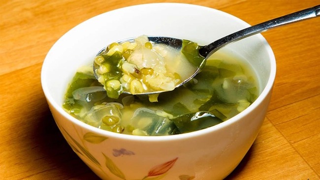 Nấu cháo đậu xanh cho thêm thứ này thì không chỉ giải độc, giảm cân, trị mụn mà còn xóa nếp nhăn, tăng collagen - Ảnh 3.