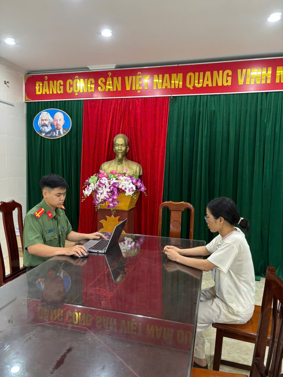 Khởi tố, bắt tạm giam cô giáo Trần Thị Huệ (SN 1993)