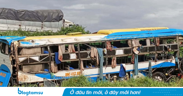 Chi tiết đau lòng nhất trong vụ lật xe cao tốc ở Pháp Vân - Cầu Giẽ khiến 4 người tử vong