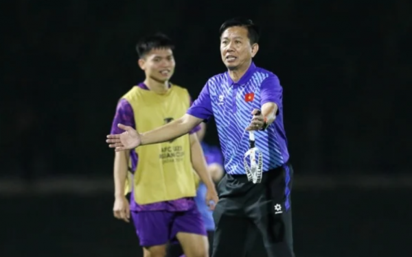HLV Hoàng Anh Tuấn loại 4 cầu thủ U23 Việt Nam ngay trong buổi sáng