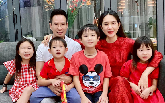Vợ Lý Hải - Minh Hà tiết lộ lý do gắn bó và dành cả thanh xuân sinh liên tục 4 đứa con cho chồng