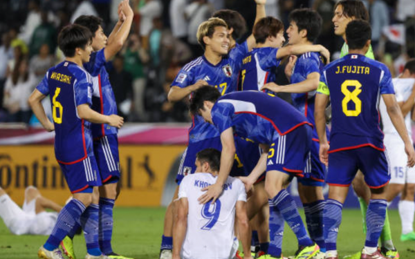 Đá trượt penalty ở phút bù giờ nghiệt ngã, cầu thủ Uzbekistan "khóc như mưa" nhìn Nhật Bản lên ngôi vô địch giải U23 châu Á