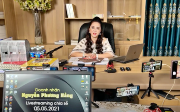 Bà Phương Hằng có được livestream sau khi ra tù không