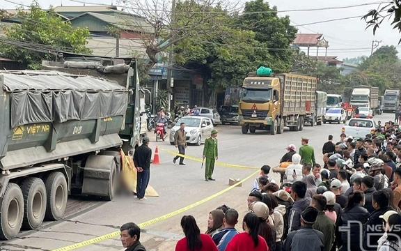 Nam sinh lớp 11 gặp TNGT tử vong thương tâm khi đi viếng bạn cùng lớp: Thầy cô và bạn bè bàng hoàng tiếc thương