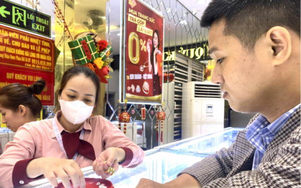 Lỗ trăm triệu, mất tình cảm vì cho mượn bằng vàng