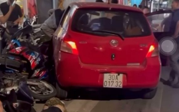 Vụ tai nạn liên hoàn ở Hà Nội: Kết quả ban đầu đo nồng độ cồn, chất MT của tài xế