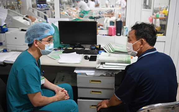 Bệnh nhân tự ý rời viện - canh bạc với tử thần