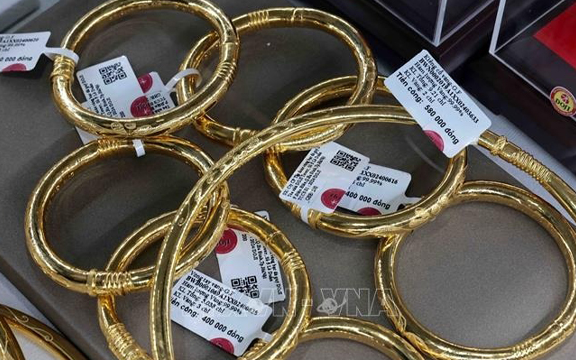 Hà Nội: Khuyến cáo người dân cảnh giác khi giao dịch vàng bạc online