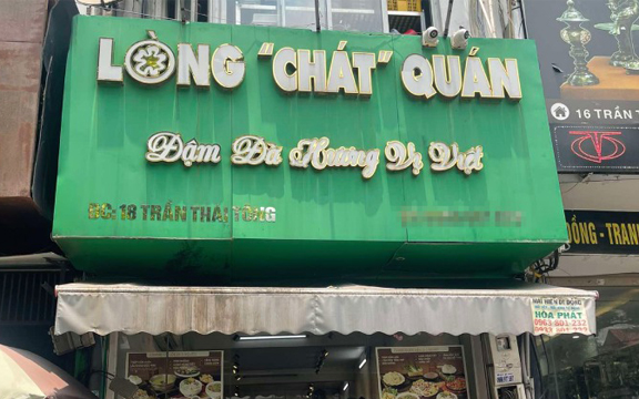 Thanh tra không lấy được mẫu lòng xe điếu, tìm chủ quán Lòng Chát làm việc