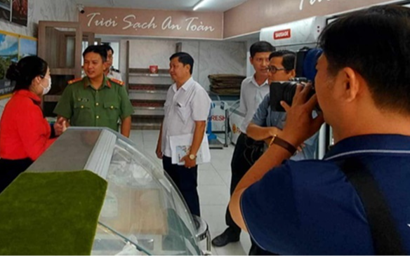 Người tố C.P. Việt Nam bán heo bệnh là nhân viên cũ, đã nghỉ việc từ năm 2023