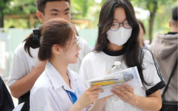 Thí sinh tố giám thị làm mất 30 phút làm bài ở kỳ thi vào ĐH lớn nhất nước