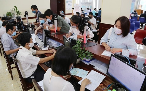 Quy định mới yêu cầu cán bộ, công chức xã 100% phải có bằng đại học trở lên