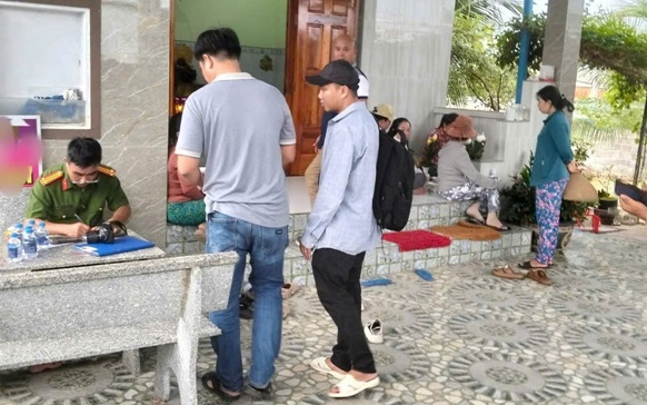 Nam thanh niên đánh con riêng 3 tuổi của người tình đến tử vong vì thói quen lúc ngủ dậy