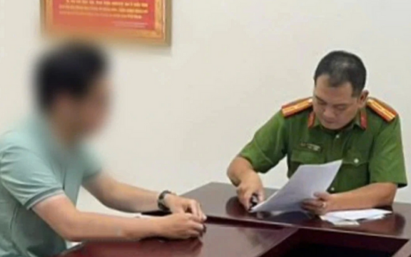 Danh tính và lời khai bất đắc dĩ của nam thanh niên không quần áo đuổi theo cô gái ở Hà Nội: 28 tuổi, ở quận Đống Đa