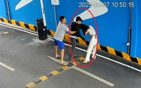 Trần tình của người vợ bị chồng cũ đến tận nơi làm việc đánh phải nhập viện