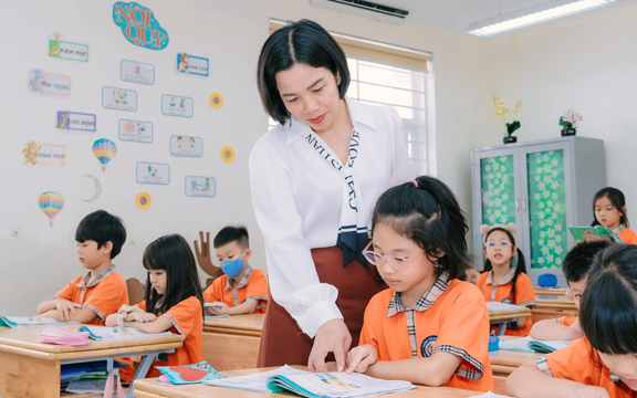 Không cấm dạy thêm, nhà giáo được hưởng 