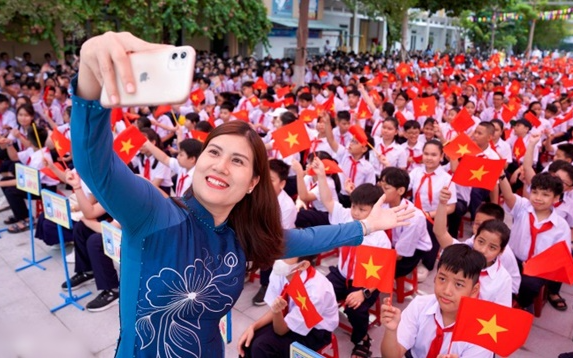 Nhà giáo được xếp lương cao nhất trong hệ thống thang bậc lương hành chính sự nghiệp