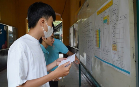 Một thí sinh ở TPHCM được thi nhờ ở điểm thi khác vì hỏng xe