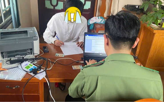 Khởi tố vụ thí sinh gian lận thi tốt nghiệp THPT bằng thiết bị công nghệ cao