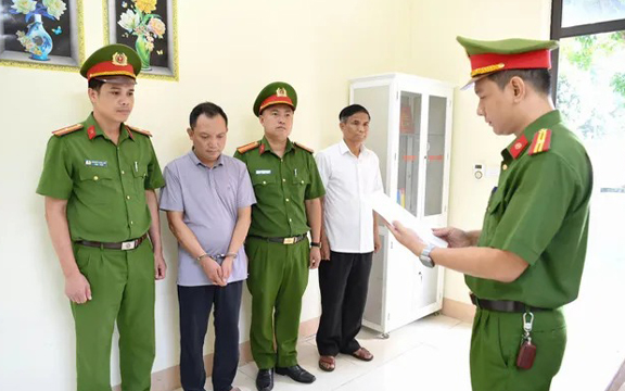 Bắt tạm giam Giám đốc Công ty ATHENA Việt Nam vì sản xuất hàng nghìn mỹ phẩm giả