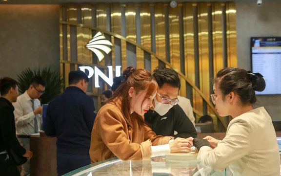 Diễn biến bất ngờ từ Mỹ kéo giá vàng thế giới hạ mạnh