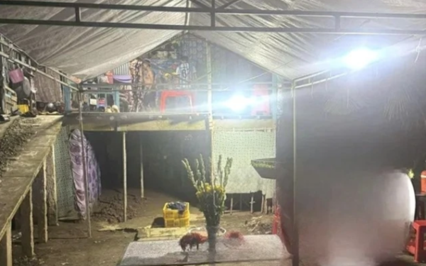 Gia cảnh đáng thương của người phụ nữ bò trên dây điện hạ thế