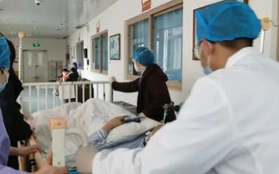 Đột quỵ, thận hỏng ở tuổi 35: 