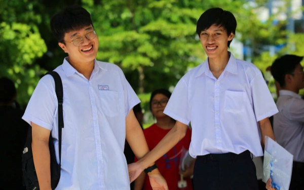 9 thủ khoa đạt điểm tuyệt đối 30/30