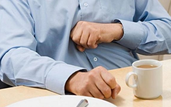 Người đàn ông 55 tuổi phát hiện cùng lúc 2 loại UT từ triệu chứng 