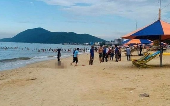 Thương tâm: Cụ ông 79 tuổi ở Hà Nội đột quỵ tử vong trong lúc tắm biển