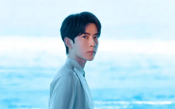 Số tiền 1,8 tỷ liên quan đến nam diễn viên vừa qua đời do té lầu ở tuổi 37 gây rúng động Số tiền 1,8 tỷ liên quan đến nam diễn viên vừa qua đời do té lầu ở tuổi 37 gây rúng động