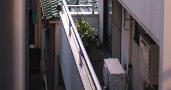 Người đàn ông sát hại và giấu thi thể bạn gái ngoài ban công căn hộ suốt 7 năm, vợ sống cùng cả năm cũng không hề hay biết Người đàn ông sát hại và giấu thi thể bạn gái ngoài ban công căn hộ suốt 7 năm, vợ sống cùng cả năm cũng không hề hay biết