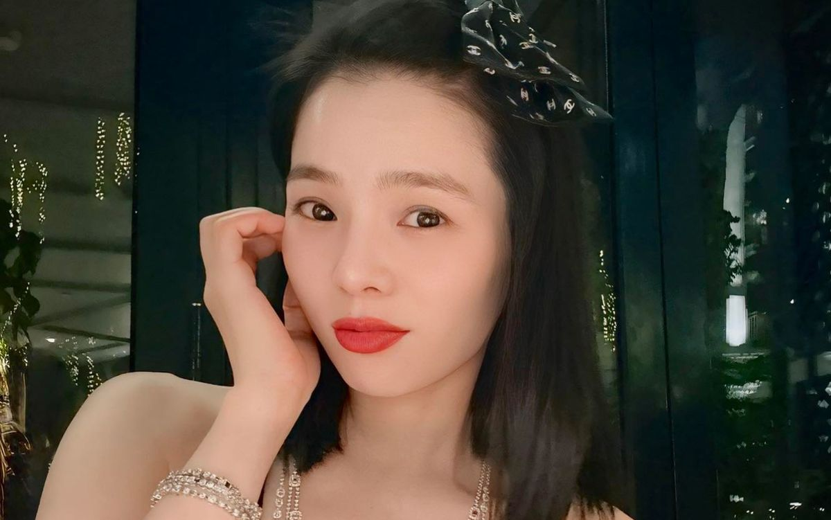 Lệ Quyên đăng đàn về chuyện  Lệ Quyên đăng đàn về chuyện