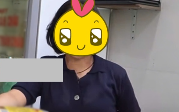 Chủ quán mỉa mai khách đi ăn mà "đứng lấy lại bằng được 1.000 đồng”