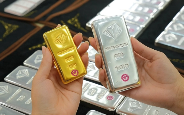 Giá bạc biến động chóng mặt, nhà đầu tư lo 