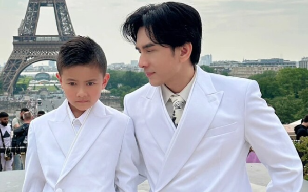 Con trai Đan Trường 8 tuổi được mẹ cho làm chủ công ty ở Campuchia, nhìn lĩnh vực kinh doanh ai cũng nể