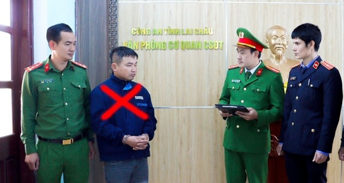 Danh tính đối tượng chiếm đoạt 196 triệu đồng của công an, lộ tin nhắn lừa Phó giám đốc công an tỉnh