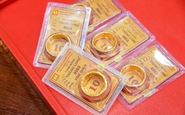 Giá vàng hôm nay 12/11: Thế giới và trong nước còn tăng, dự báo đỉnh mới, Cục Hải quan chỉ thẳng "điểm n:óng" nhức nhối