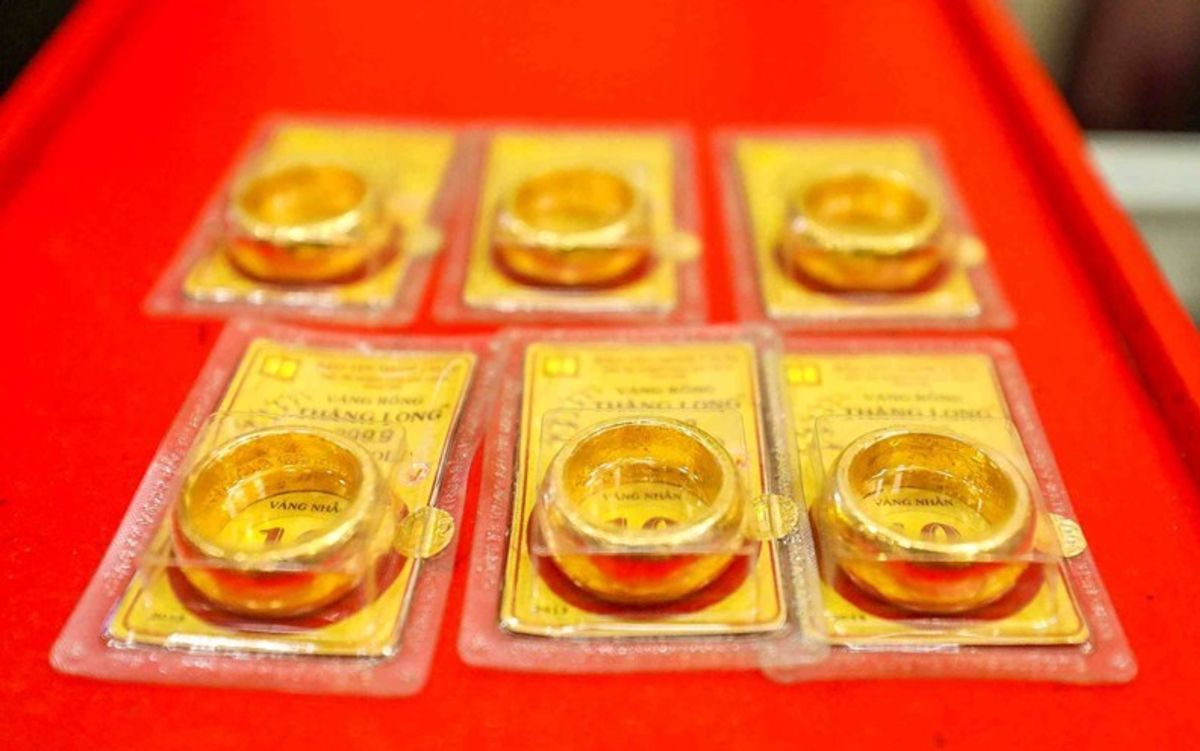 Giá vàng hôm nay (12/11): Vàng nhẫn khiến giới đầu tư 
