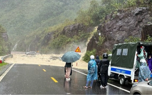 Thông báo khẩn tới 8 tỉnh, thành