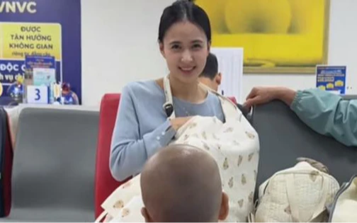 Danh tính bà mẹ trẻ được truy tìm nhiều nhất ở Hà Nội khi đưa con đi tiêm phòng