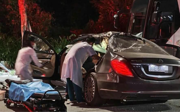 Tin mới vụ xe sang Maybach S600 tông thẳng xe khách ở Quảng Ninh