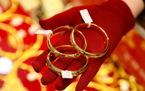 Ngân hàng dự báo giá vàng có thể đạt 4.900 USD vào quý II/2026